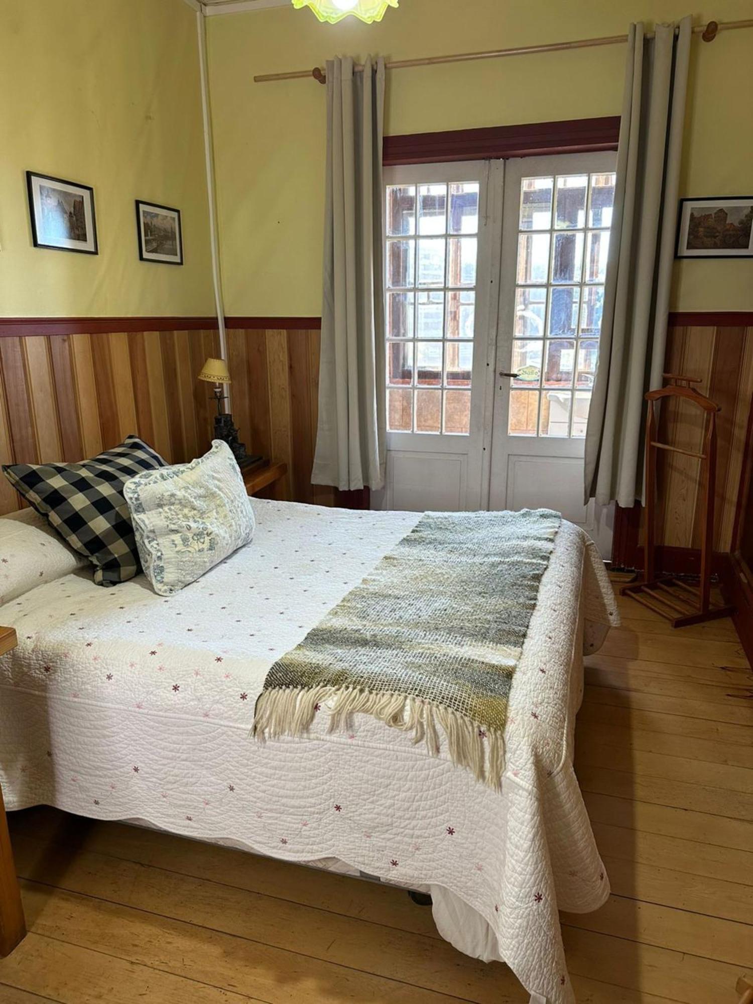 Apartamento Hostal Florencia Puerto Varas Exterior foto